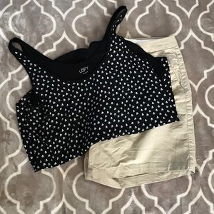 Old Navy Khaki Shorts 14